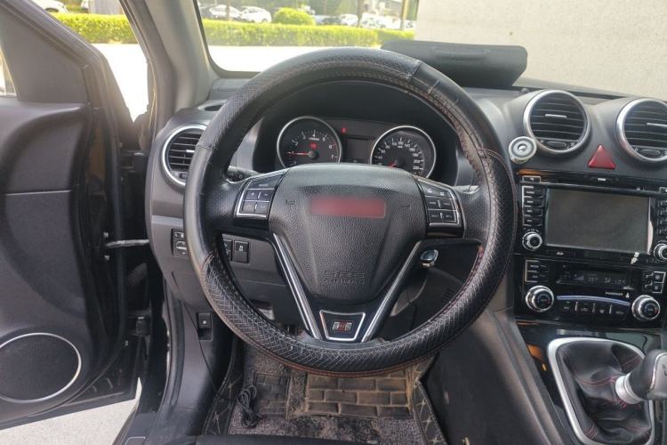 Used Haval H6 2015 Upgraded Model 1.5T Manual Two-Wheel Drive Elite Version Steering Wheel