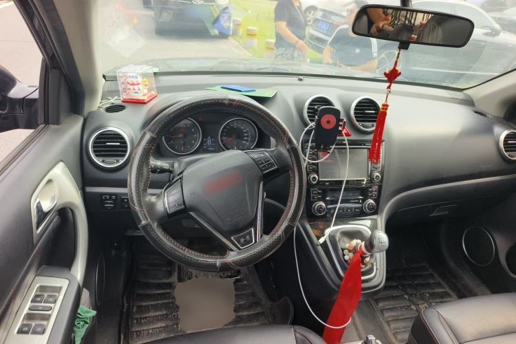 Used Haval H6 2015 Upgraded Model 1.5T Manual Two-Wheel Drive Elite Version Steering Wheel