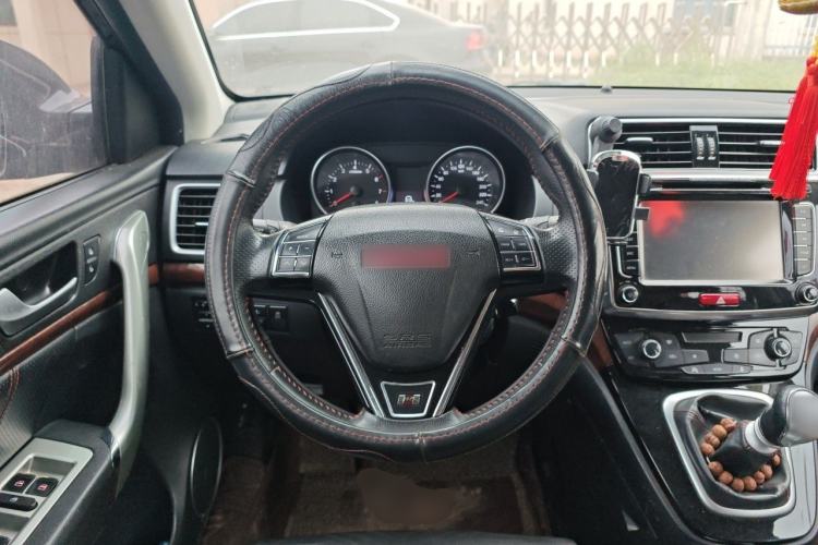 Used Haval H6 2015 Sport Edition 1.5T Manual Two-Wheel Drive Elite Model Steering Wheel