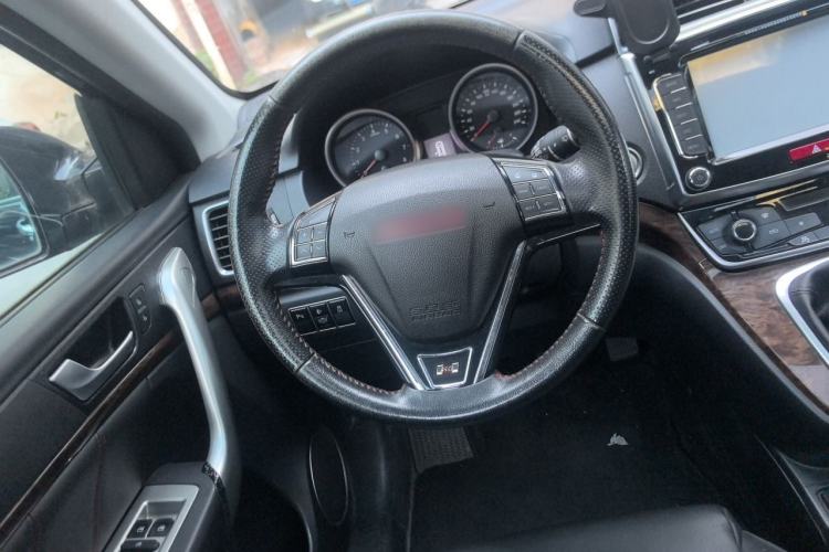 Used Haval H6 2015 Revised Version Sport Edition 1.5T Manual Transmission Two-Wheel Drive Elite Grade Steering Wheel