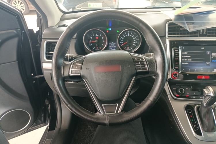 Used Haval H6 2015 Sport Edition 1.5T Automatic Two-Wheel Drive Luxury Model Steering Wheel