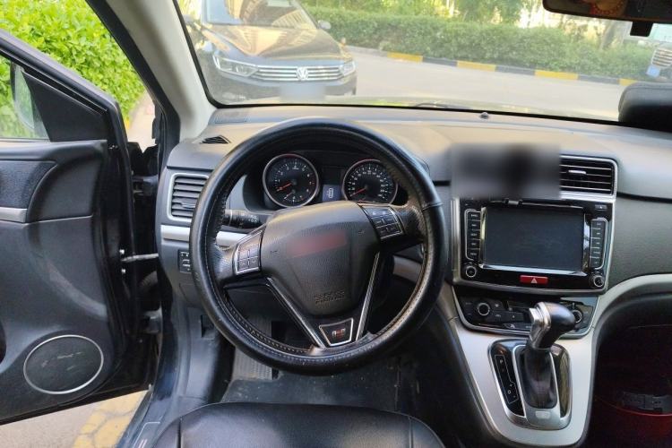Used Haval H6 2015 Sport Edition 1.5T Automatic Two-Wheel Drive Luxury Model Steering Wheel