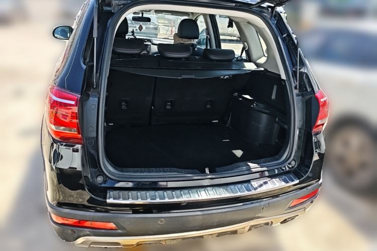 Used Haval H6 2015 Sport Edition 1.5T Automatic Two-Wheel Drive Luxury Model Trunk