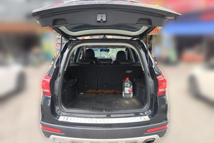 Used Haval H6 2015 Sport Edition 1.5T Automatic Two-Wheel Drive Luxury Model Trunk