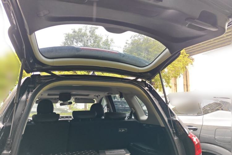 Used Haval H6 2015 Sport Edition 1.5T Manual Two-Wheel Drive Elite Model Trunk