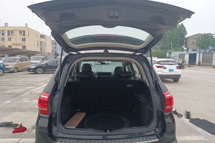 Used Haval H6 2015 Sport Edition 1.5T Automatic Two-Wheel Drive Luxury Model Trunk