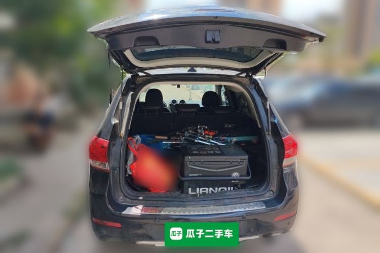 Used Haval H6 2015 Upgraded Model 1.5T Manual Two-Wheel Drive Elite Version Trunk