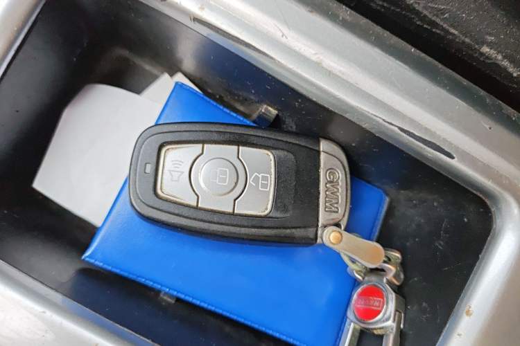Used Haval H6 2015 Upgraded Model 1.5T Manual Two-Wheel Drive Elite Version Vehicle Key