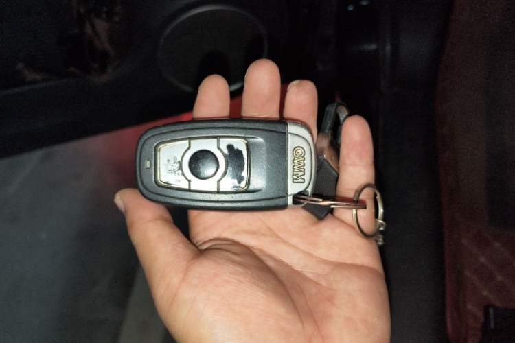 Used Haval H6 2015 Sport Edition 1.5T Automatic Two-Wheel Drive Luxury Model Vehicle Key