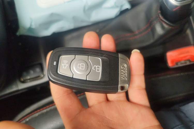 Used Haval H6 2015 Sport Edition 1.5T Manual Two-Wheel Drive Elite Model Vehicle Key
