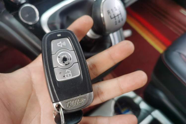 Used Haval H6 2015 Sport Edition 1.5T Manual Two-Wheel Drive Elite Model Vehicle Key