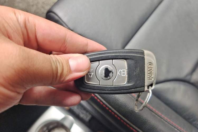 Used Haval H6 2015 Sport Edition 1.5T Manual Two-Wheel Drive Elite Model Vehicle Key