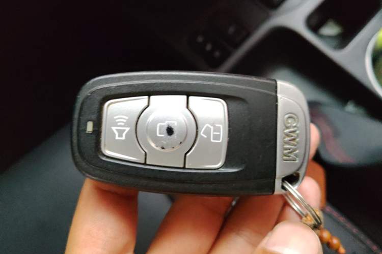 Used Haval H6 2015 Sport Edition 1.5T Automatic Two-Wheel Drive Luxury Model Vehicle Key