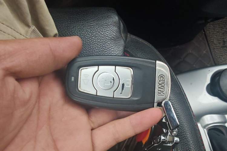 Used Haval H6 2015 Sport Edition 1.5T Manual Two-Wheel Drive Elite Model Vehicle Key