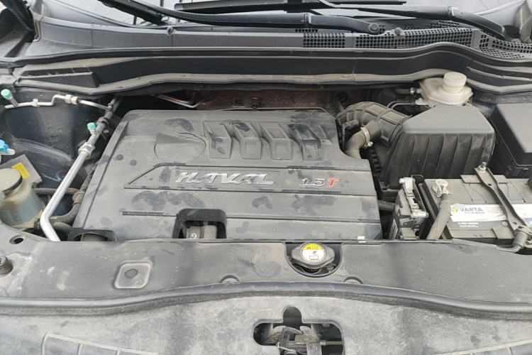 Used Haval H6 2015 Revised Version Sport Edition 1.5T Manual Transmission Two-Wheel Drive Elite Grade Engine Bay