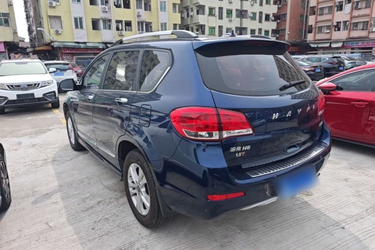 Used Haval H6 2015 Upgraded Model 1.5T Manual Two-Wheel Drive Elite Version Exterior 2