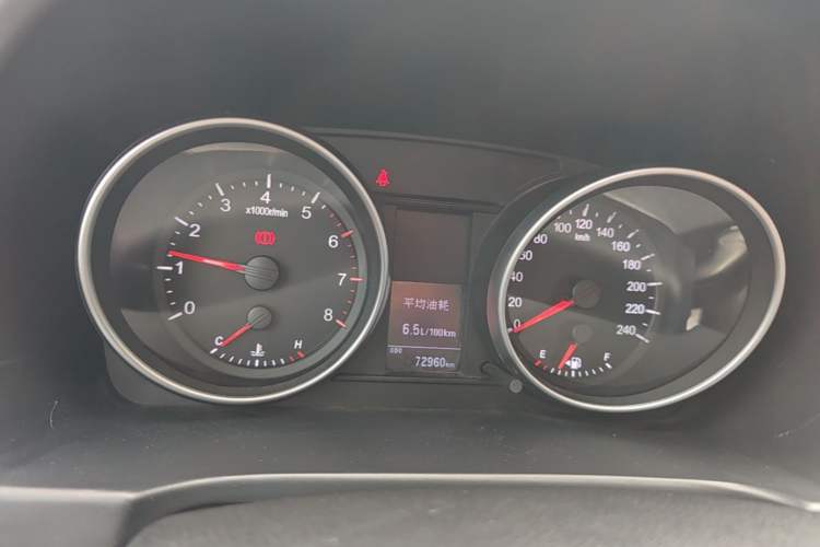Used Haval H6 2015 Upgraded Model 1.5T Manual Two-Wheel Drive Elite Version Instrument Cluster