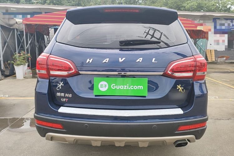 Used Haval H6 2015 Revised Version Sport Edition 1.5T Manual Transmission Two-Wheel Drive Elite Grade Rear