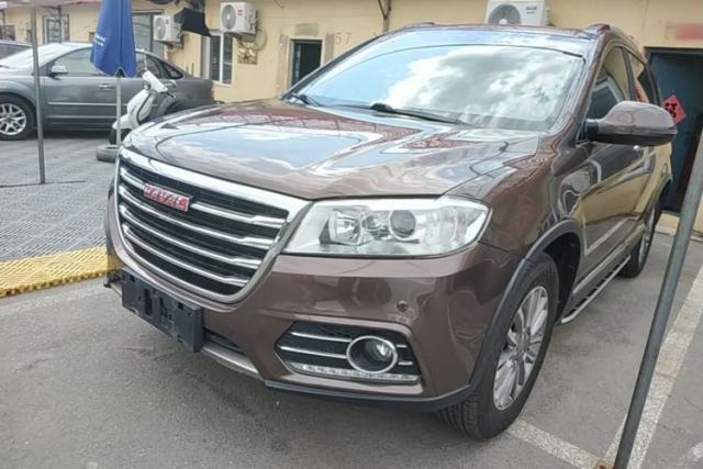 Ojetý Haval H6 2015 Sport Edition 1.5T Automatic Two-Wheel Drive Luxury Model