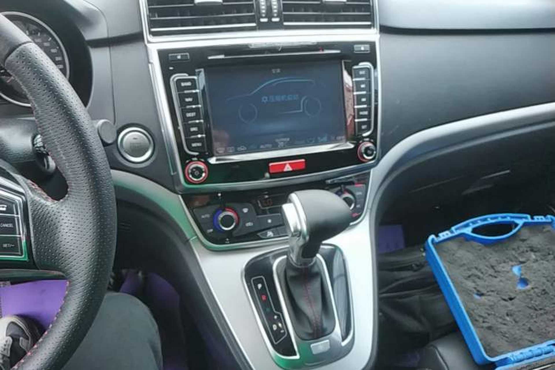 Used Haval H6 2015 Sport Edition 1.5T Automatic Two-Wheel Drive Luxury Model Audio And AC Panel