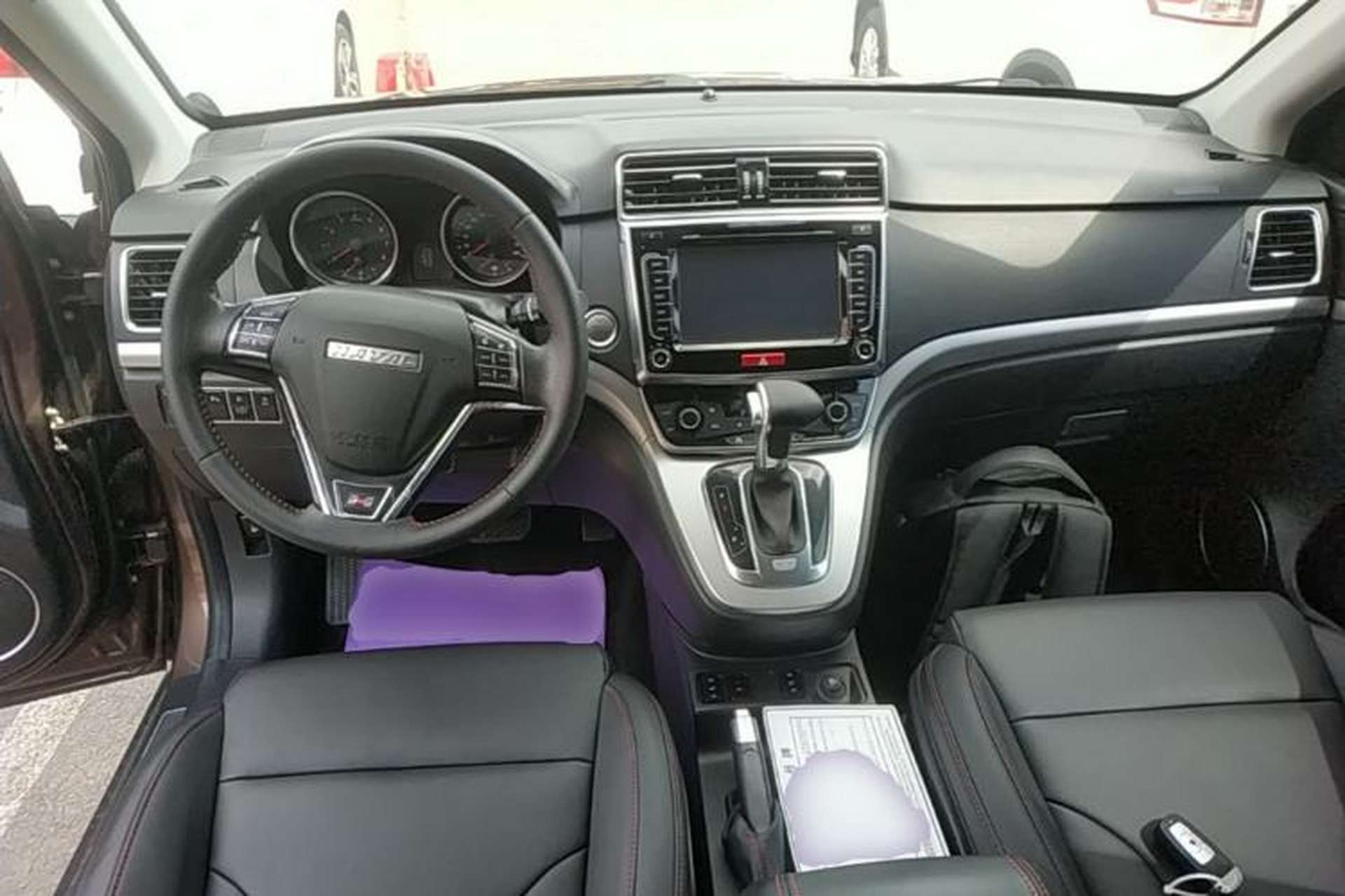 Used Haval H6 2015 Sport Edition 1.5T Automatic Two-Wheel Drive Luxury Model Center Console