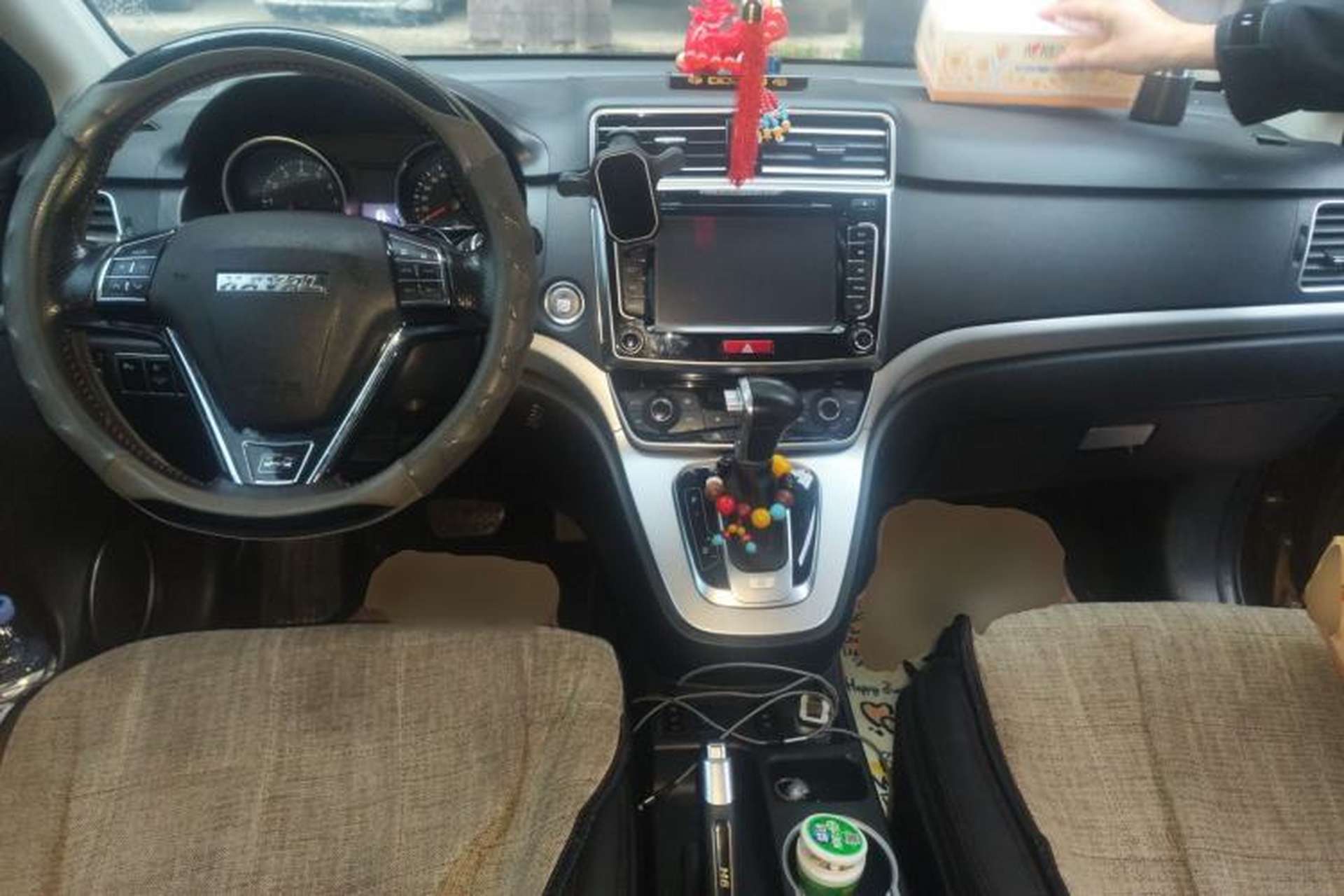 Used Haval H6 2015 Sport Edition 1.5T Automatic Two-Wheel Drive Luxury Model Center Console