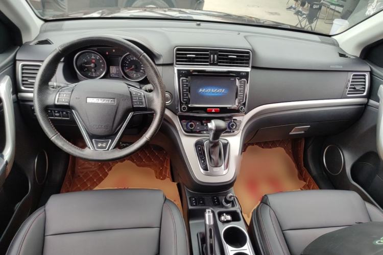 Used Haval H6 2015 Sport Edition 1.5T Automatic Two-Wheel Drive Luxury Model Center Console