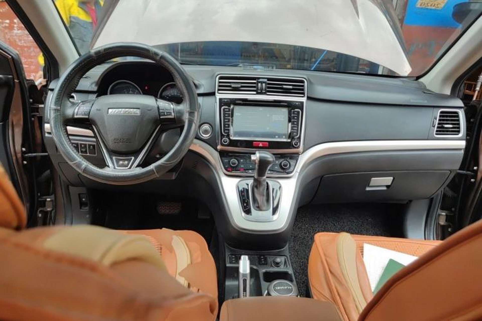 Used Haval H6 2015 Sport Edition 1.5T Automatic Two-Wheel Drive Luxury Model Center Console