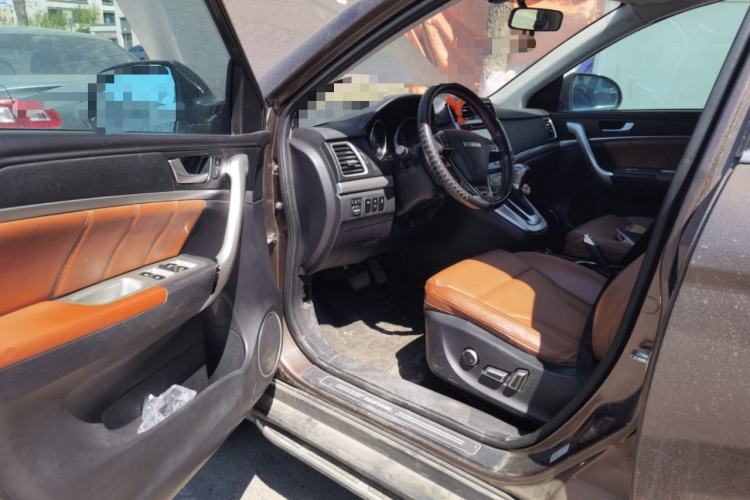 Used Haval H6 2015 Sport Edition 1.5T Automatic Two-Wheel Drive Luxury Model Driver Seat