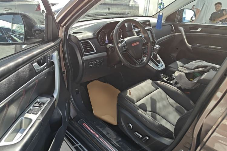 Used Haval H6 2015 Sport Edition 1.5T Automatic Two-Wheel Drive Luxury Model Driver Seat