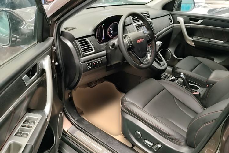 Used Haval H6 2015 Sport Edition 1.5T Automatic Two-Wheel Drive Luxury Model Driver Seat