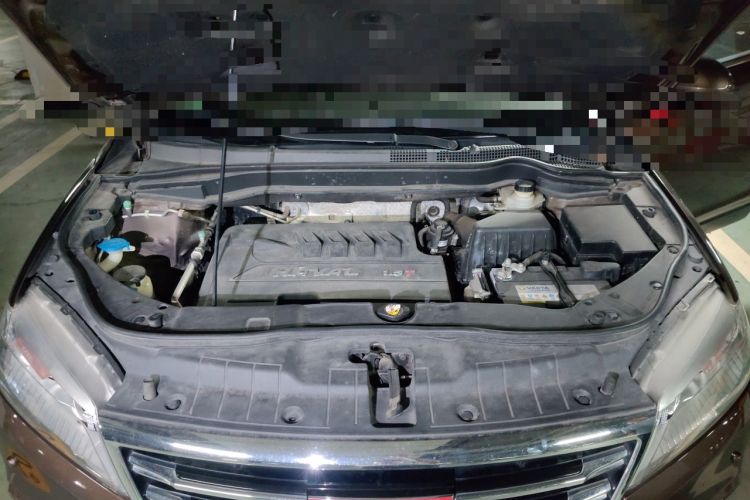 Used Haval H6 2015 Sport Edition 1.5T Automatic Two-Wheel Drive Luxury Model Engine Bay