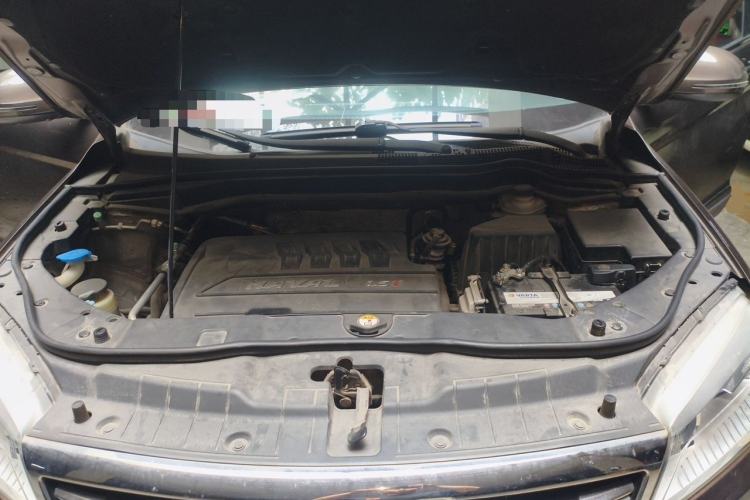 Used Haval H6 2015 Sport Edition 1.5T Automatic Two-Wheel Drive Luxury Model Engine Bay