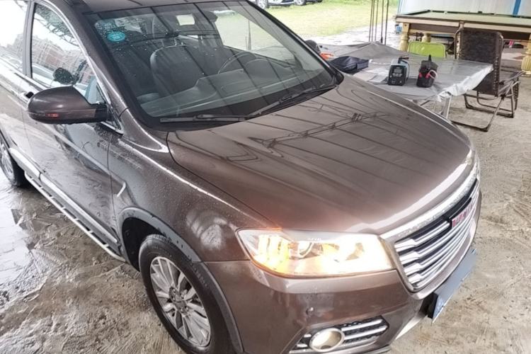 Used Haval H6 2015 Sport Edition 1.5T Automatic Two-Wheel Drive Luxury Model Front Right 45 Deg