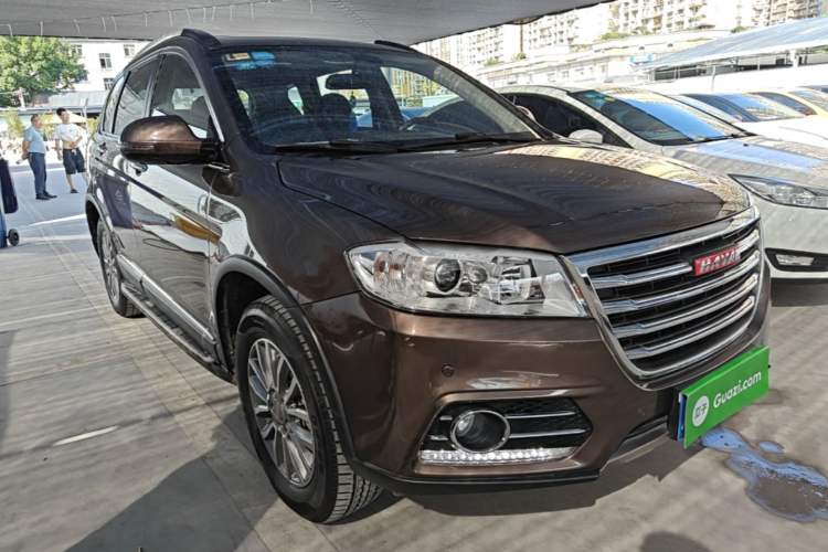 Used Haval H6 2015 Sport Edition 1.5T Automatic Two-Wheel Drive Luxury Model Front Right 45 Deg