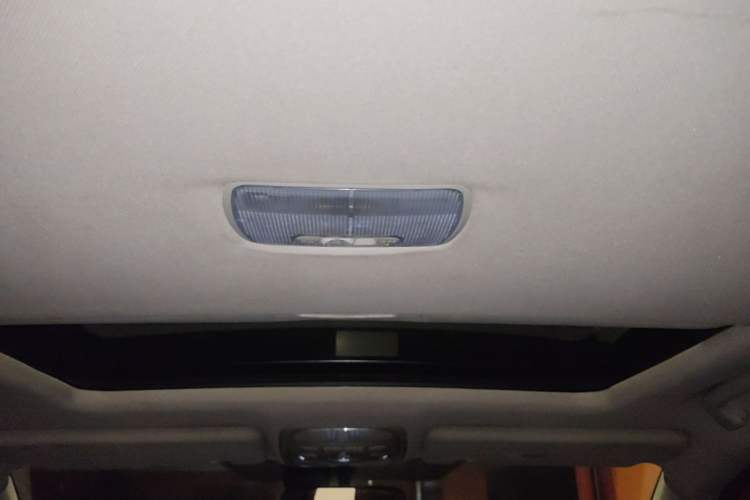 Used Haval H6 2015 Sport Edition 1.5T Manual Two-Wheel Drive Elite Model Headliner