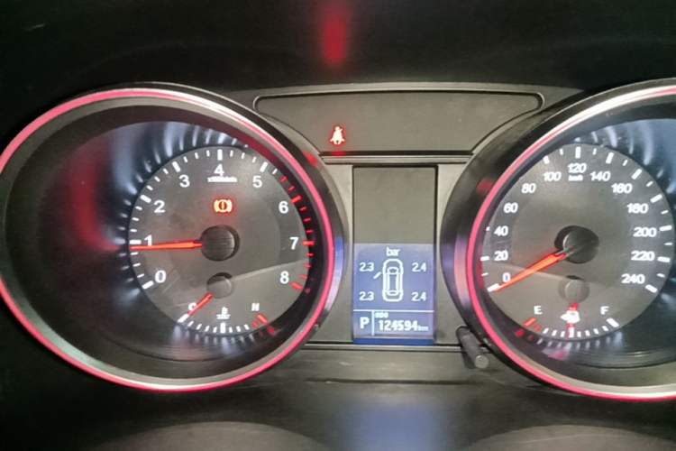 Used Haval H6 2015 Sport Edition 1.5T Automatic Two-Wheel Drive Luxury Model Instrument Cluster