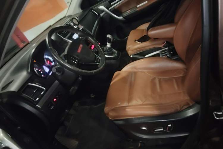 Used Haval H6 2015 Sport Edition 1.5T Manual Two-Wheel Drive Elite Model Left Front Seat