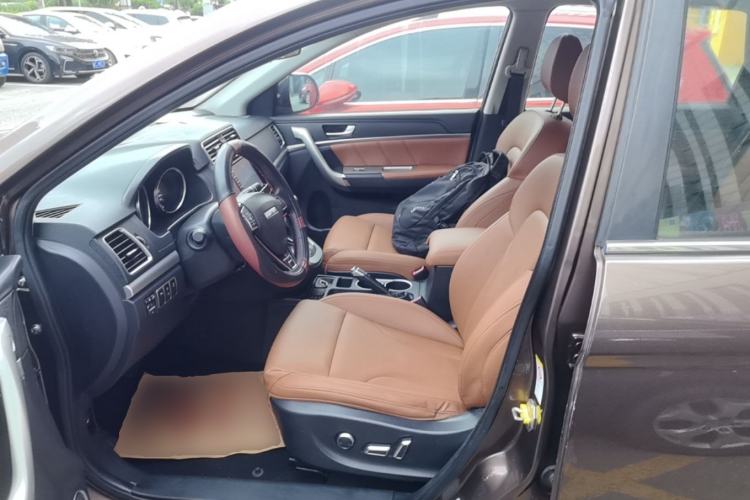 Used Haval H6 2015 Sport Edition 1.5T Automatic Two-Wheel Drive Luxury Model Left Front Seat