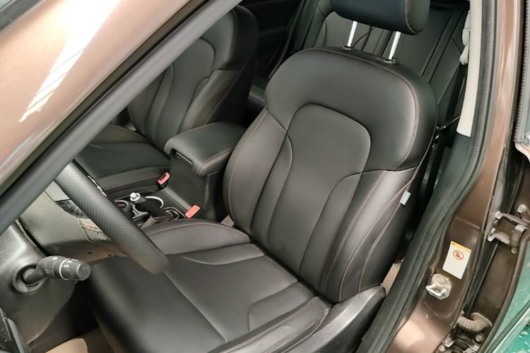 Used Haval H6 2015 Sport Edition 1.5T Automatic Two-Wheel Drive Luxury Model Left Front Seat