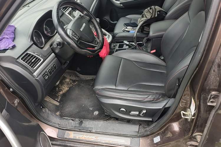 Used Haval H6 2015 Sport Edition 1.5T Automatic Two-Wheel Drive Luxury Model Left Front Seat