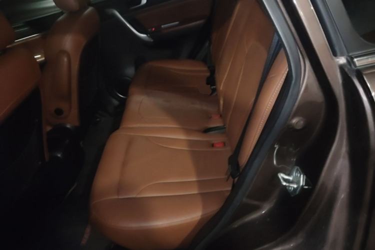 Used Haval H6 2015 Sport Edition 1.5T Manual Two-Wheel Drive Elite Model Left Rear Seat
