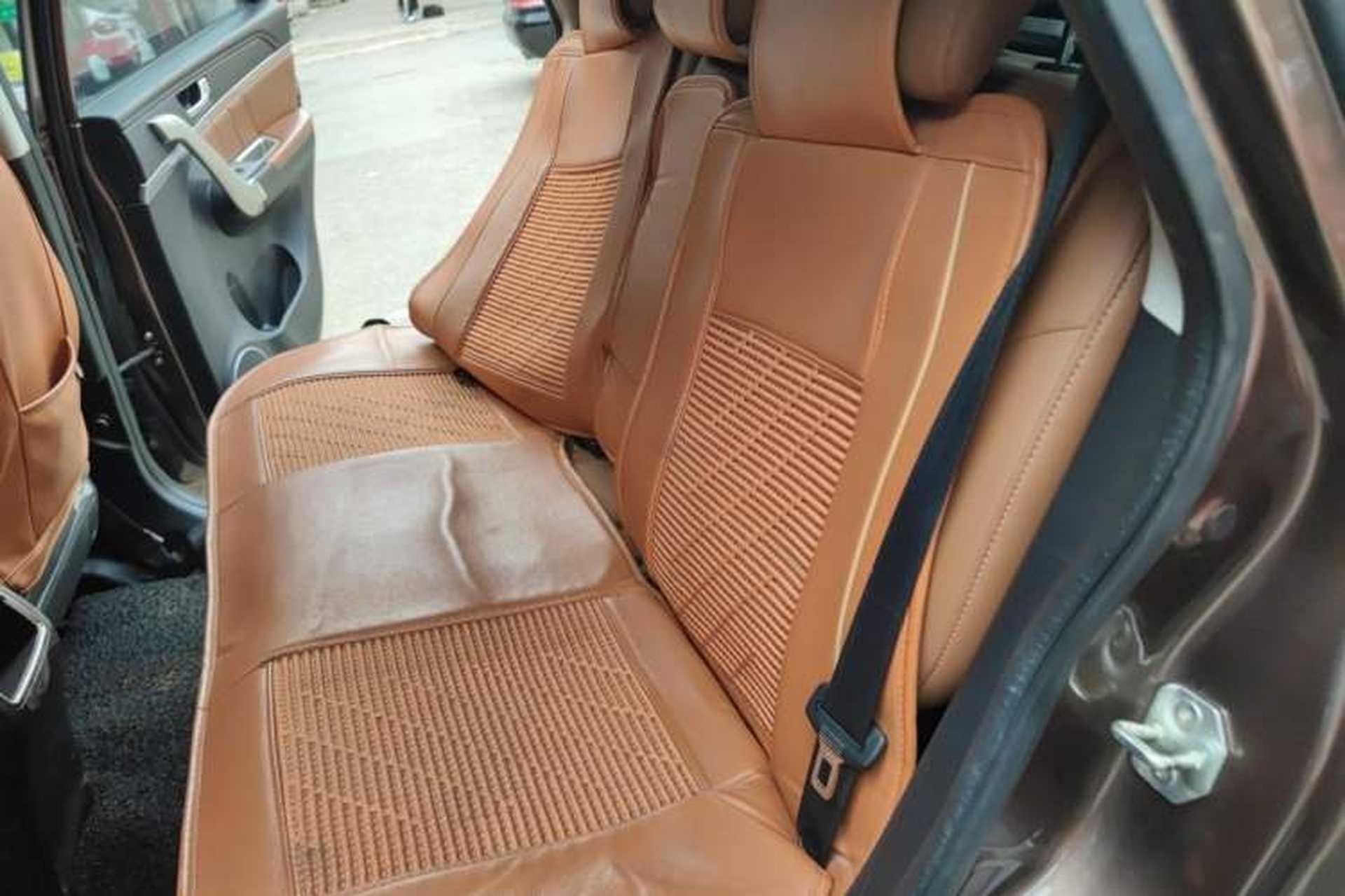Used Haval H6 2015 Sport Edition 1.5T Automatic Two-Wheel Drive Luxury Model Left Rear Seat
