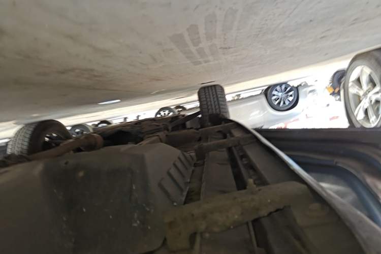 Used Haval H6 2015 Sport Edition 1.5T Automatic Two-Wheel Drive Luxury Model Left Side Sill