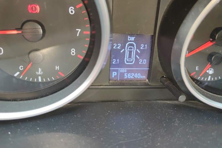 Used Haval H6 2015 Sport Edition 1.5T Automatic Two-Wheel Drive Luxury Model Odometer Close Up