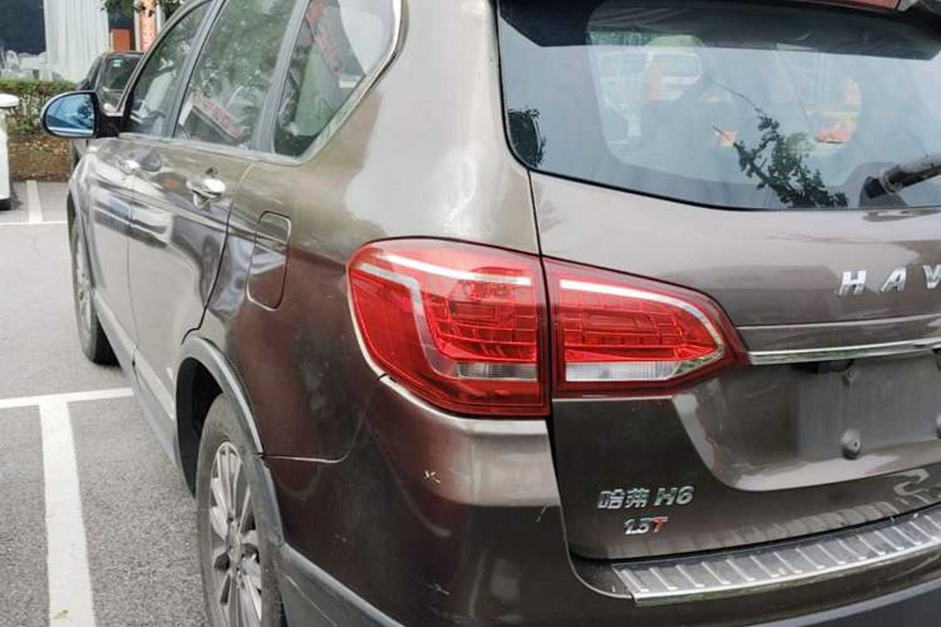 Used Haval H6 2015 Sport Edition 1.5T Automatic Two-Wheel Drive Luxury Model Rear Left 45 Deg
