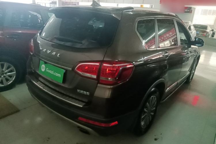 Used Haval H6 2015 Sport Edition 1.5T Automatic Two-Wheel Drive Luxury Model Rear Right 45 Deg