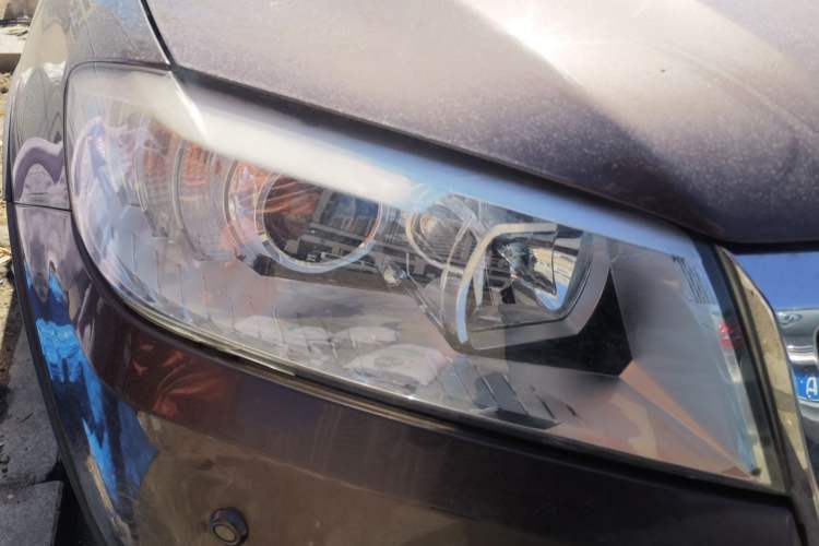 Used Haval H6 2015 Sport Edition 1.5T Automatic Two-Wheel Drive Luxury Model Right Front Headlight