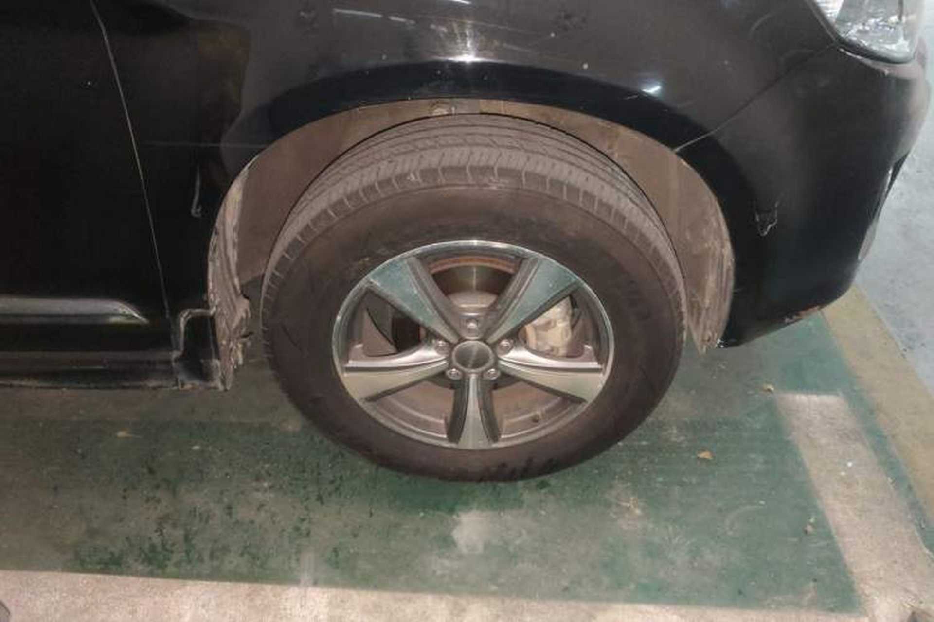 Used Haval H6 2015 Upgraded Model 1.5T Manual Two-Wheel Drive Elite Version Right Front Wheel Hub