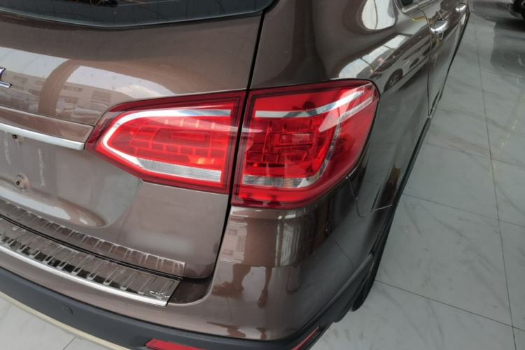 Used Haval H6 2015 Sport Edition 1.5T Automatic Two-Wheel Drive Luxury Model Right Rear Taillight